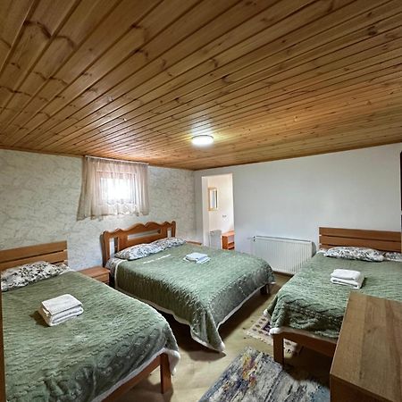 Guest House Victor Zhabeshi Екстер'єр фото