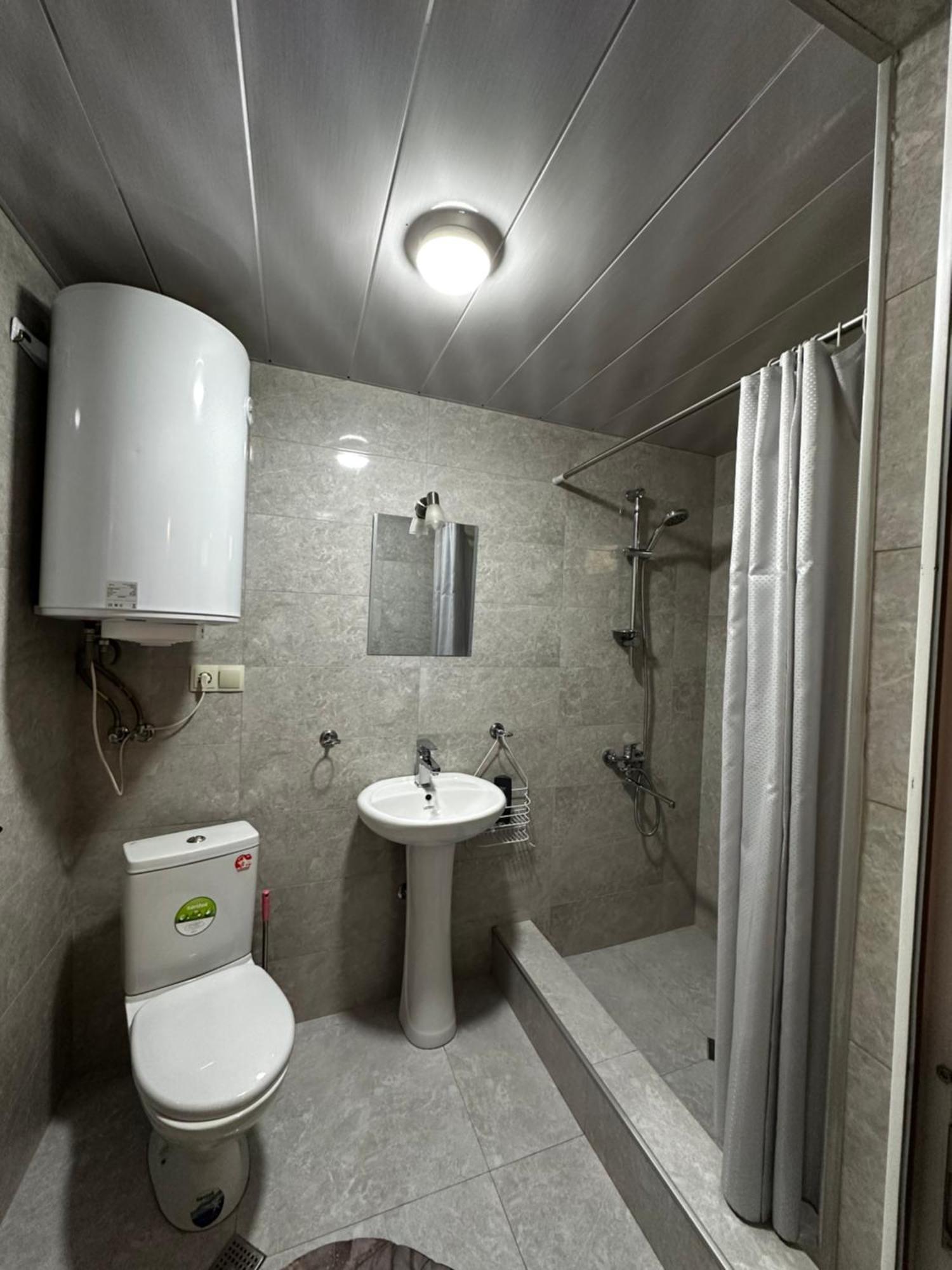 Guest House Victor Zhabeshi Екстер'єр фото