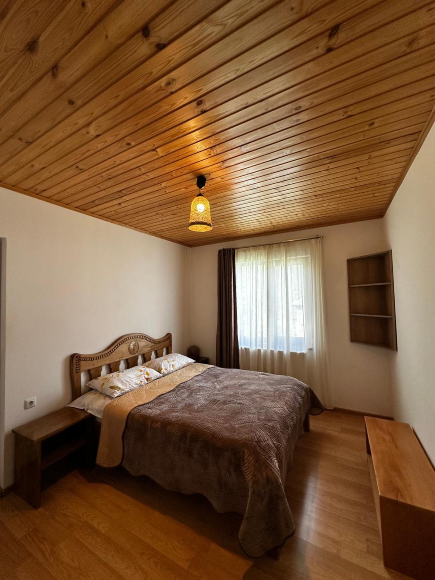 Guest House Victor Zhabeshi Екстер'єр фото